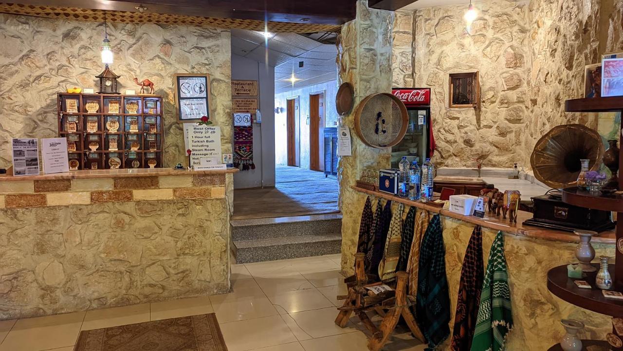 Rocky Mountain Hotel Wadi Musa Exterior foto